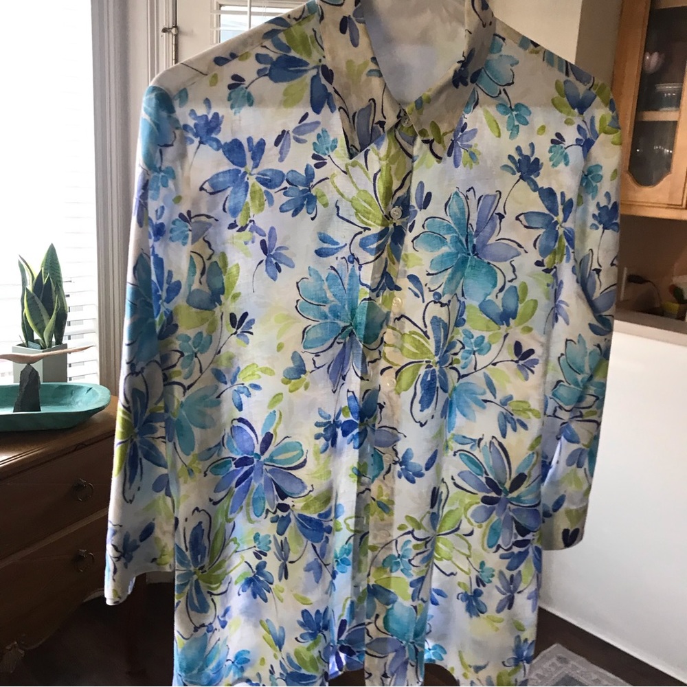 Liz Claiborne Size L Linen blouse